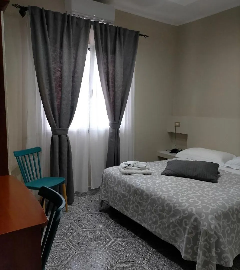 Hotel Leon D'Oro Corleone 3*,