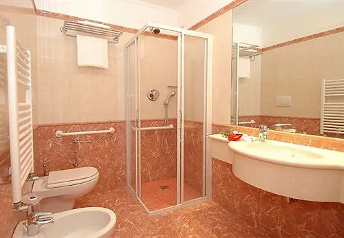 Hotel Leon D'Oro Corleone 3*,